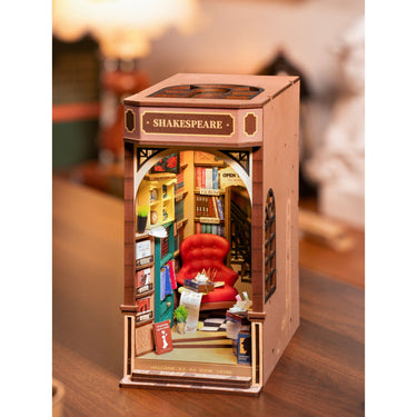 Book Nook DIY Bastelset - "Buchhandlung" • Rolife