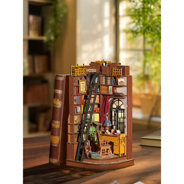 Book Nook DIY Bastelset - "Studierzimmer in der Stillen Ecke" • Rolife
