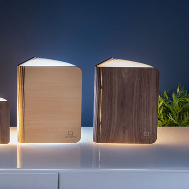 design-leuchten-gingko-book-light-walnut-07